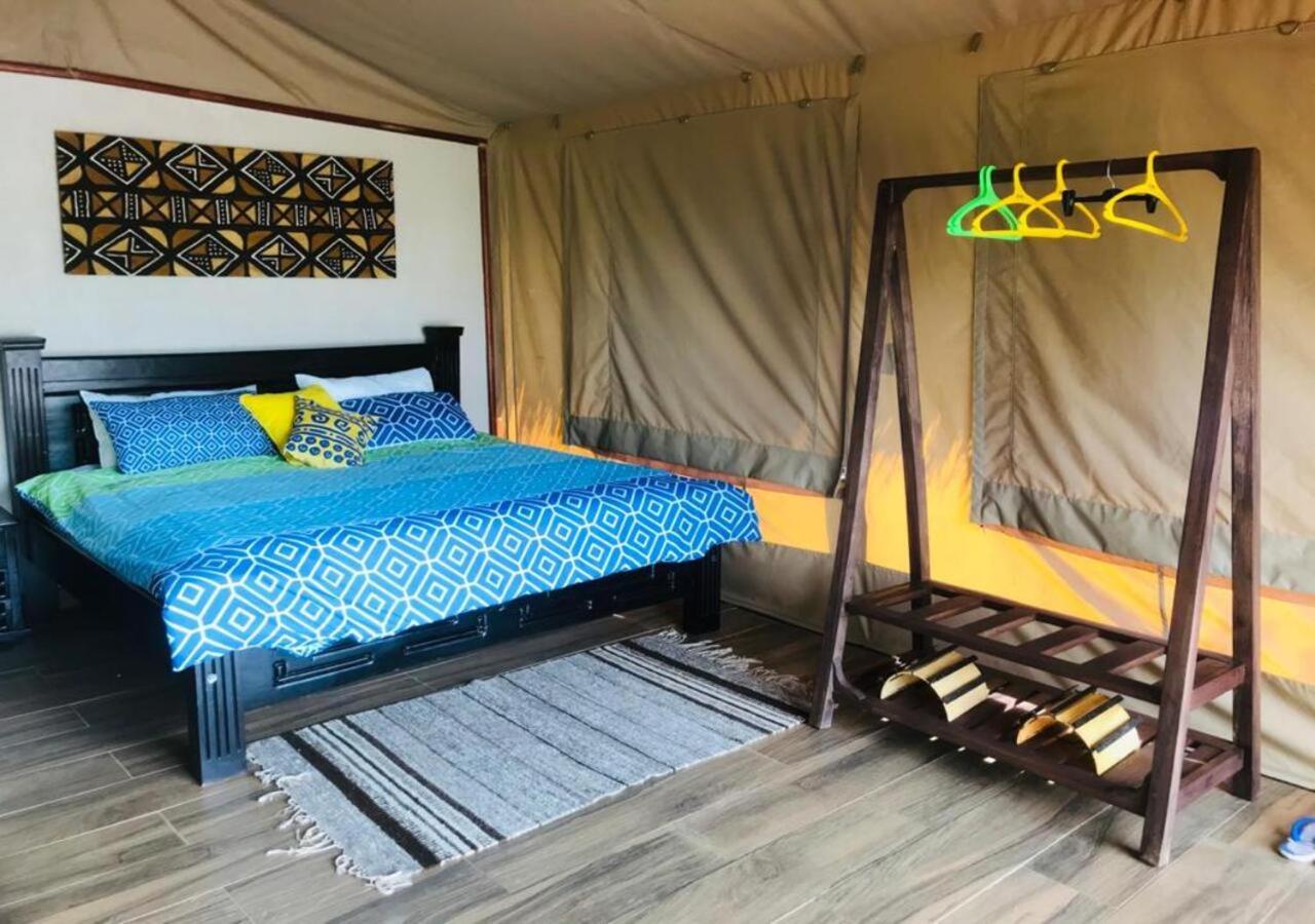 Oldonyo Orok Lodge Kajiado Exteriör bild