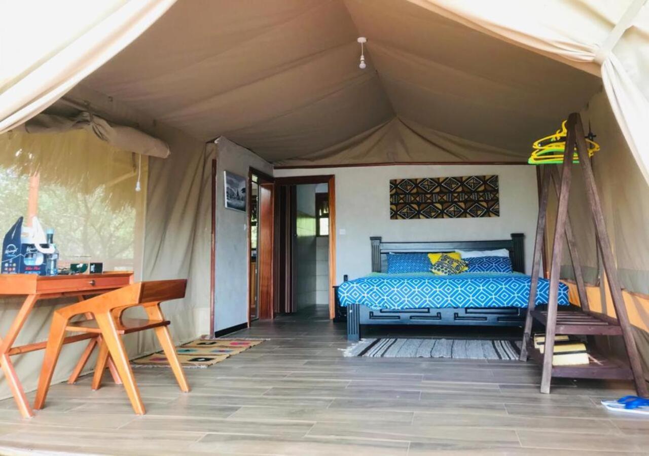 Oldonyo Orok Lodge Kajiado Exteriör bild