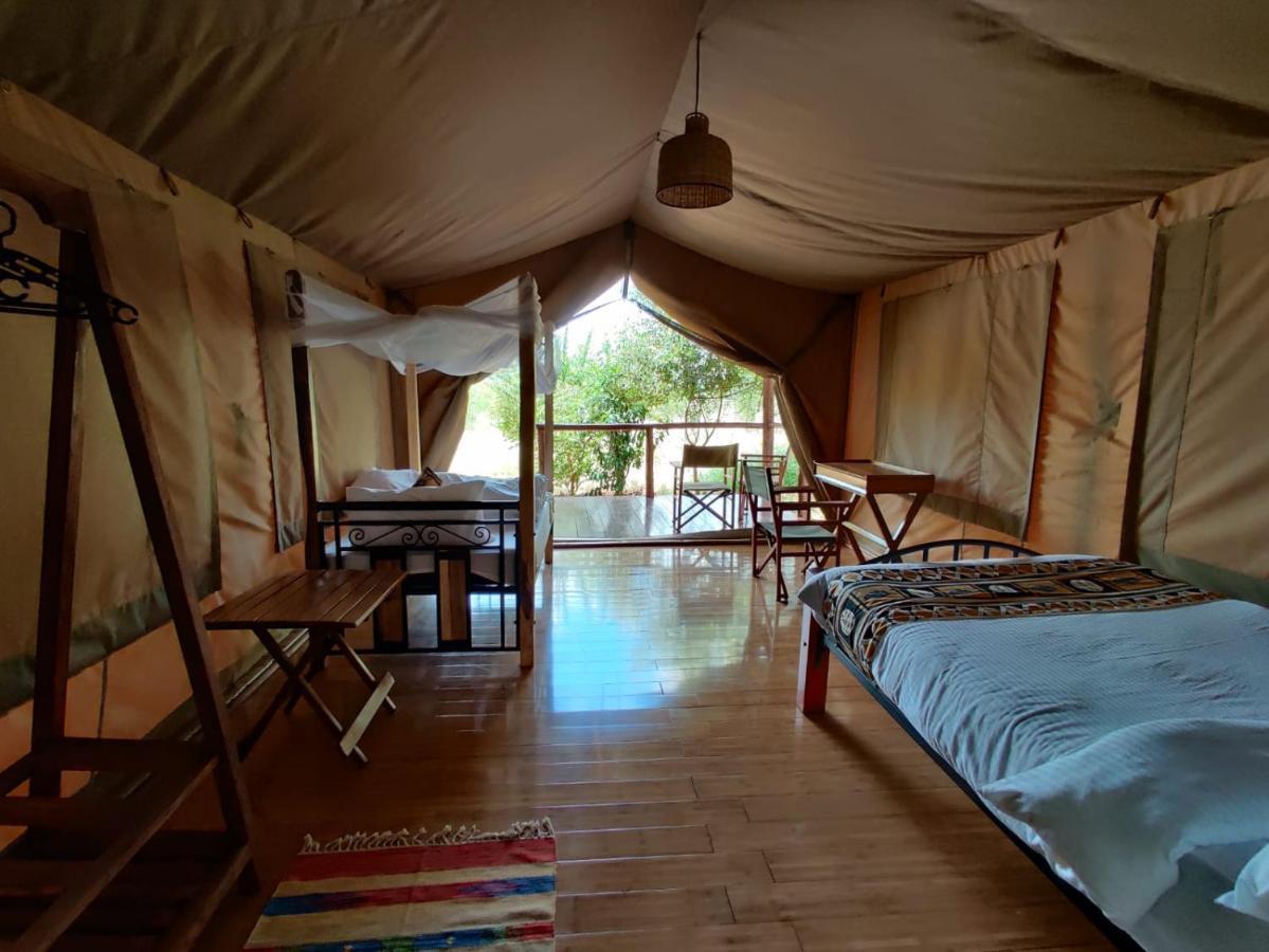 Oldonyo Orok Lodge Kajiado Exteriör bild