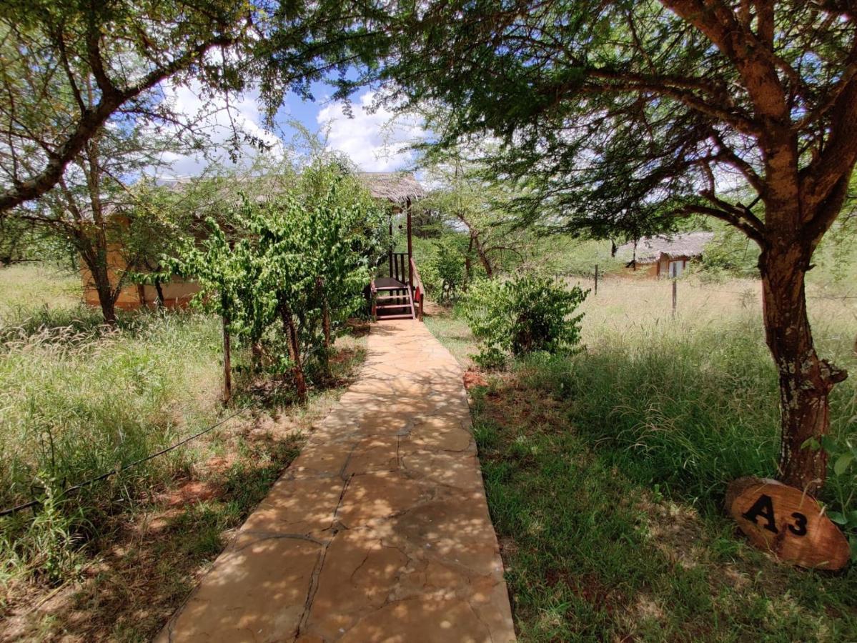 Oldonyo Orok Lodge Kajiado Exteriör bild