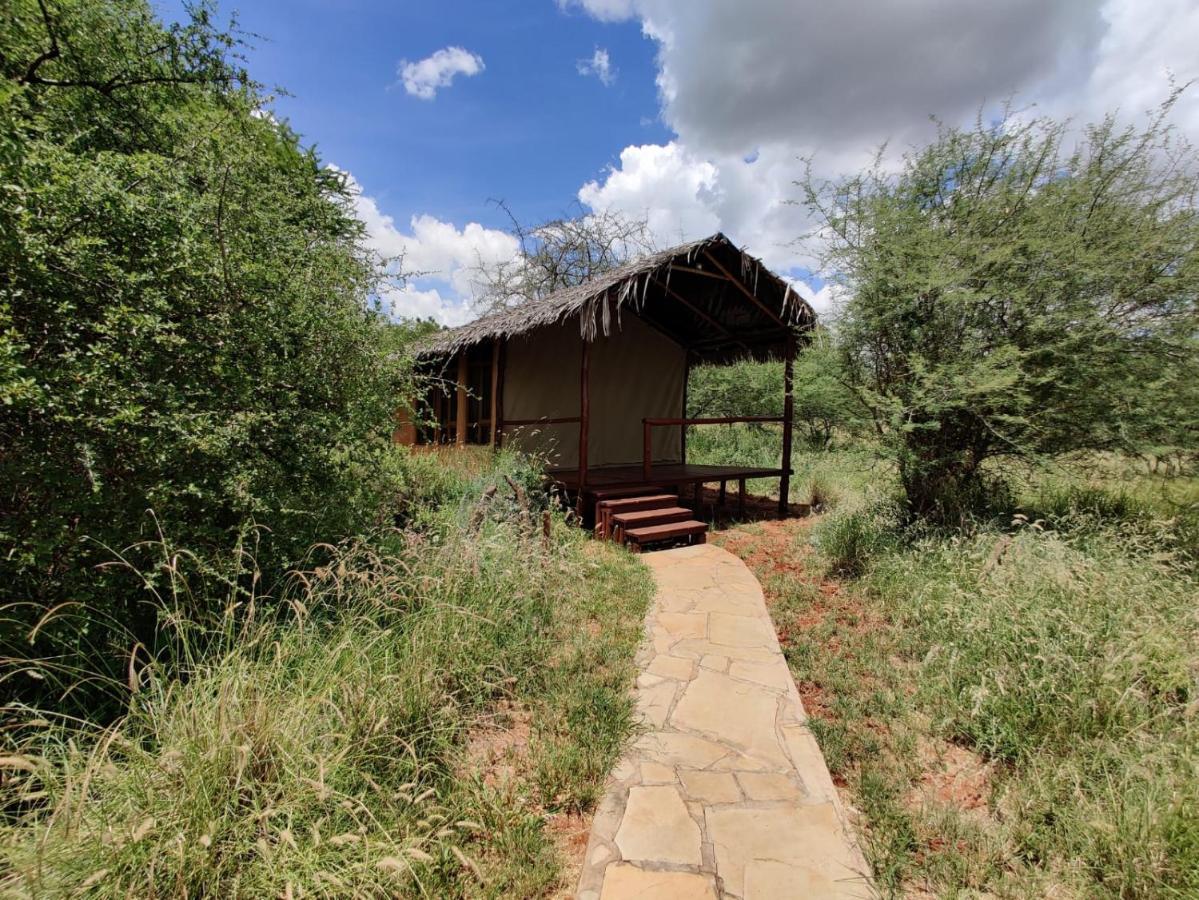 Oldonyo Orok Lodge Kajiado Exteriör bild