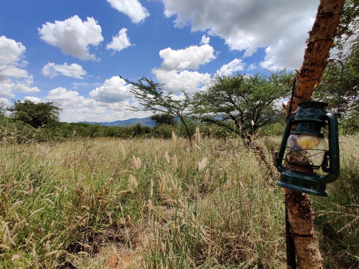 Oldonyo Orok Lodge Kajiado Exteriör bild