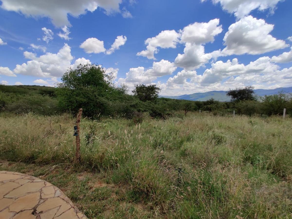 Oldonyo Orok Lodge Kajiado Exteriör bild
