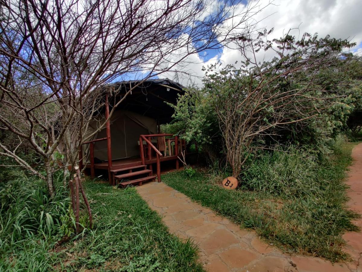Oldonyo Orok Lodge Kajiado Exteriör bild