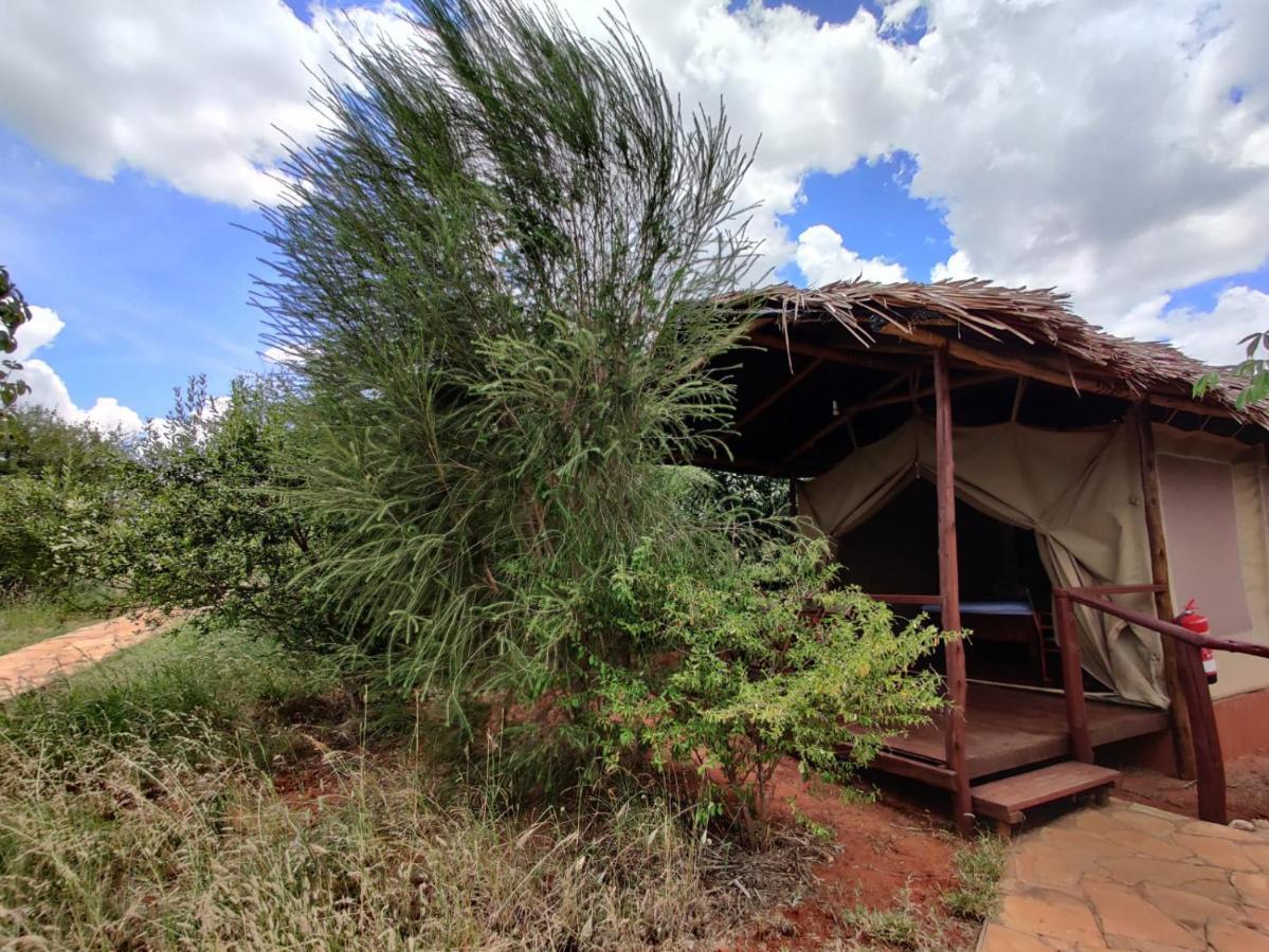 Oldonyo Orok Lodge Kajiado Exteriör bild
